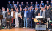 ONUR ATEŞ ANADOLU LİSESİNDEN “TOZLANMIŞ TÜRKÜLER” KONSERİ